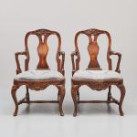 1049 3318 ARMCHAIRS